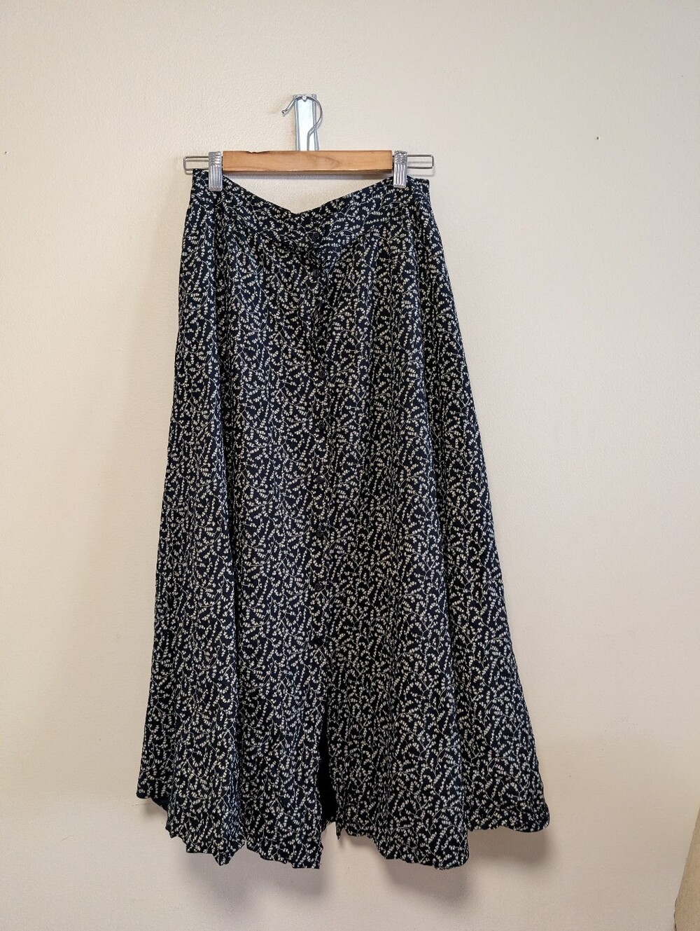 Vintage Blue Black Floral Maxi Skirt 100% Rayon Cottagecore Fall Size 11/12